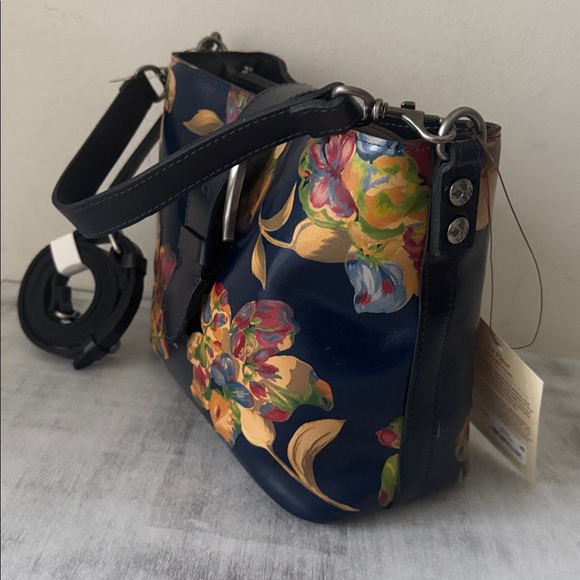 Patricia Nash Irving Bucket Crossbody Bag Distress Le Fleur Leather Black Blue - Picture 4 of 8